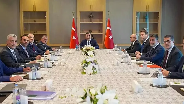 Ekonomi Koordinasyon Kurulu'nda YTAK ve Sınırda Karbon Düzenlemesi Masaya Yatırıldı