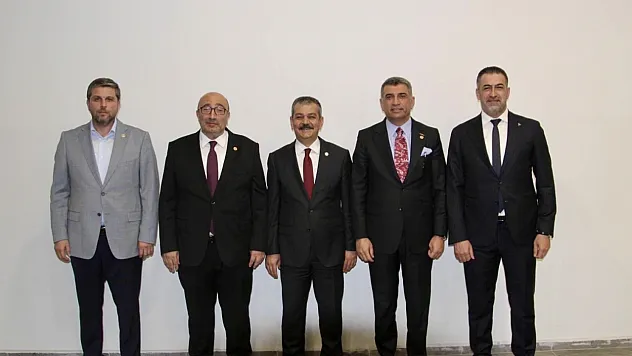 Elazığ Milletvekilleri Baskil Kayısı İçin Tek Ses Oldu, Malatya Sessiz Kaldı