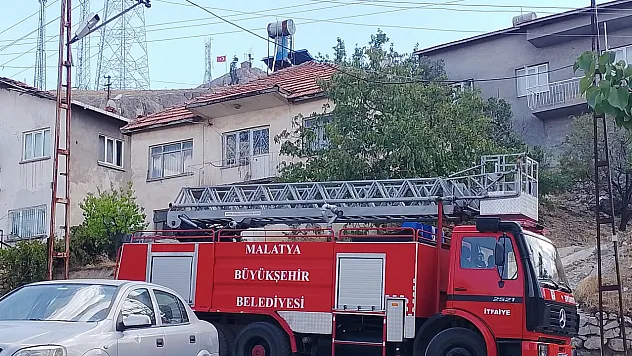 Emekli Öğretmen Evinde Ölü Bulundu
