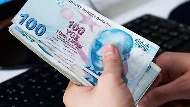 Emeklilerin ikramiye ve aylık ödemeleri bugün başlıyor