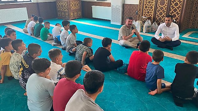 EMŞAV'dan Akpınar Camii Kur'an Kursu'nda Vatan ve Ahlak Söyleşisi