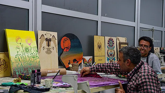 Engelli Bireyler Sanatla İç İçe