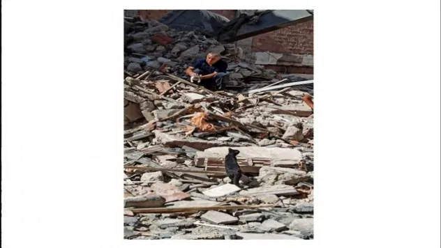 Enkaz Altında kalan yavru kediyi itfaiye kurtardı