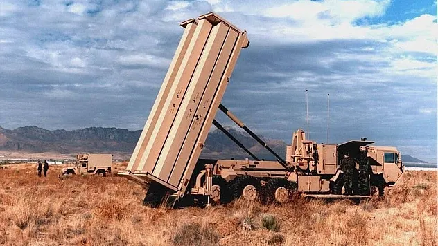 Erakçi'den dikkat çeken savunma mesajı: Bombardımanlar direnci kırmıyor
