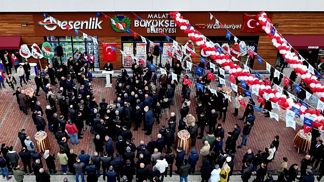 Esenlik Şirketi 40. Marketini 100. Yıl Kent Parkında Hizmete Açtı