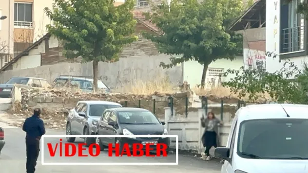 Eski Eşiyle Görüşmek İsteyen Kadın Kriz Geçirdi: Mahallede Hareketli Dakikalar