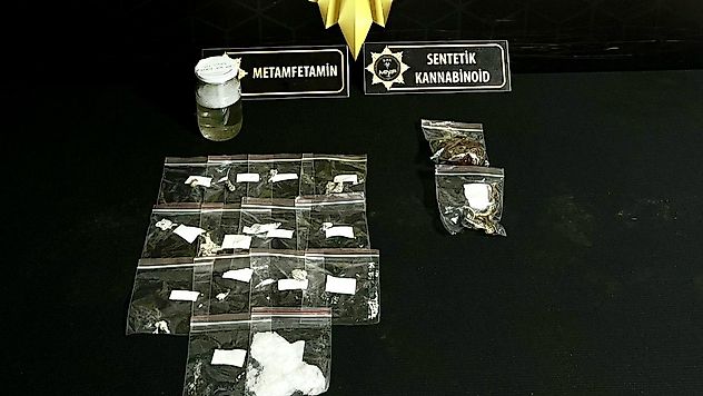 Fatih Mahallesi'nde Uyuşturucu Baskını: Kilolarca Madde Ele Geçirildi