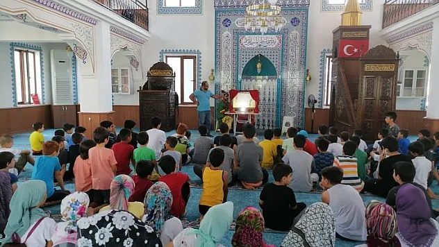 Gelenekten geleceğe perdeden yansıyan değerler