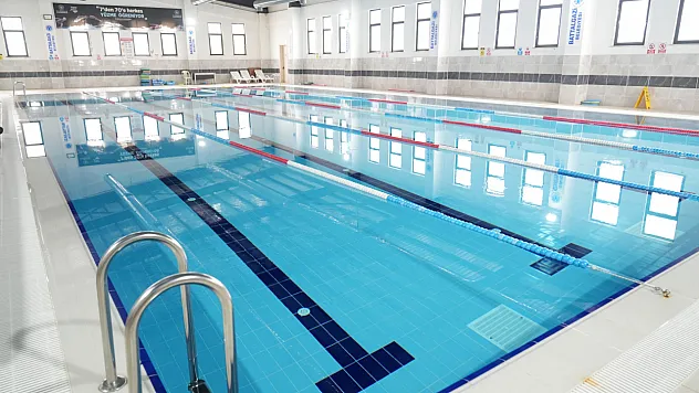 Göztepe Yüzme Havuzu'nda Hedef Büyüdü: Daha Fazla Lisanslı Sporcu