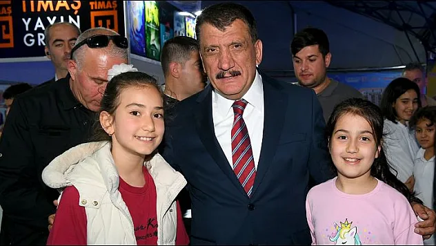 Gürkan: Fuarlar Kitapseverleri Bir Araya Getiren Önemli Organizasyonlar