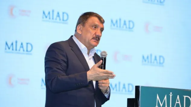 Gürkan, Malatya İş İnsanları Derneği'nin (MİAD) düzenlediği Malatyalılar Buluşması'na katıldı