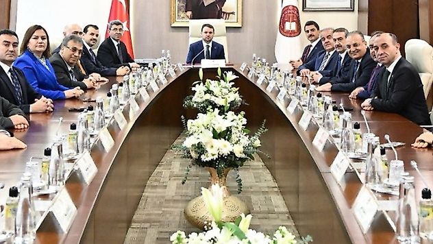 Gürlek: 'Liyakat ve şeffaflığı esas alan bir anlayışı sürdüreceğiz'