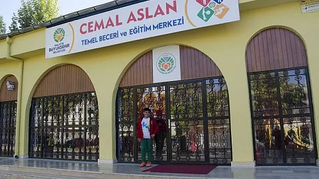 Büyükşehir'den Eğitime Tam Destek