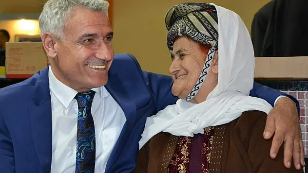 Yaşlılarımız En Büyük Hazinemizdir