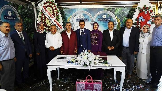 Evlenen Çiftlerimize Sağlık, Huzur ve Esenlikler Diliyoruz