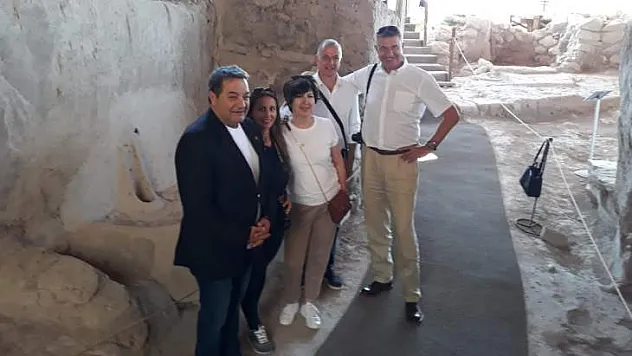 Fendoğlu'ndan,  vize işlemlerinin hızlandırılması için girişim