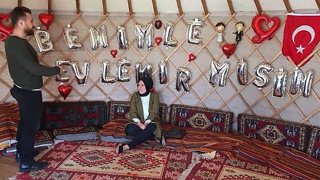 Festivalde Evlilik Teklifi