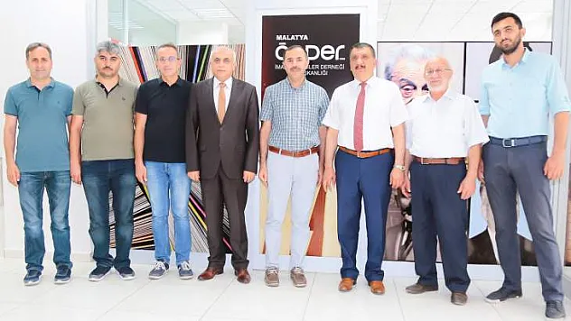 Başkan Gürkan, Şehri, Şehrin Dinamikleri İle Birlikte Yönetmek Gerekir