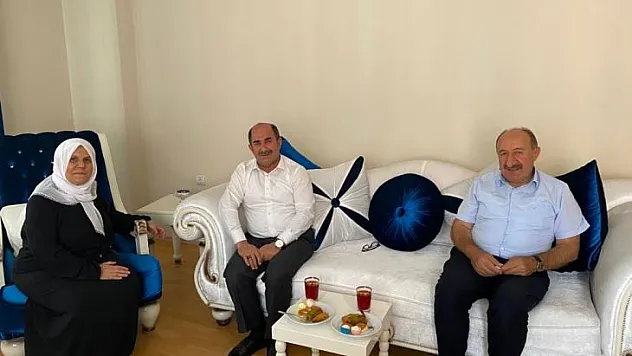 Hac Vazifesini yerine getiren şehit ailelerine ziyaret