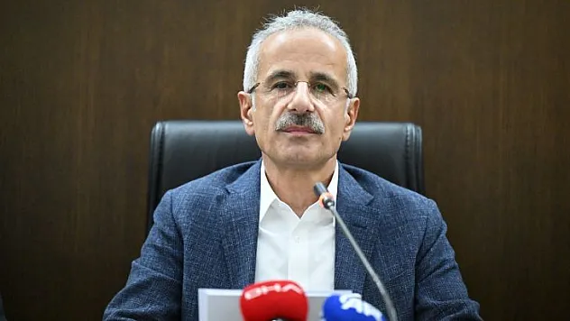 'Hükümetimizin önceliği deprem bölgesindeki yaraları süratle sarmak'