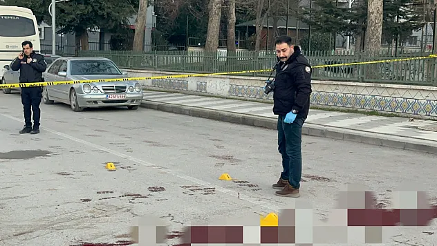İftar Öncesi Kanlı Olay: Şah Damarından Yaralanan Genç Yoğun Bakımda