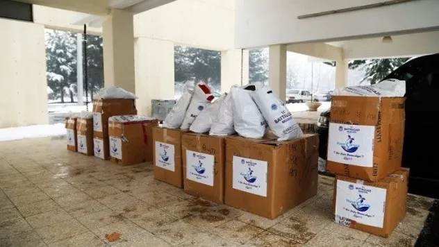 İhtiyaç Sahibi Çocukların Yüzünü Başkan Güder Güldürdü