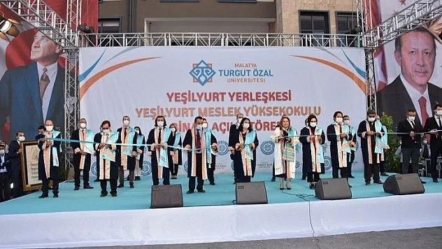 İkinci merkez yerleşkesindeki ilk açılışı Cumhurbaşkanı Erdoğan yaptı