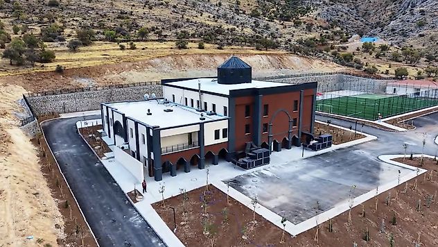 İkizce'de Deprem Sonrası Yeni Sosyal Tesisler Hizmete Hazır