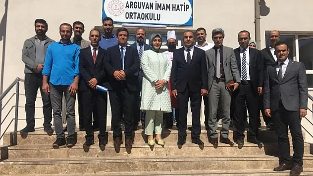 İl Milli Eğitim Müdürü Sayın Hatice Özdemir Arguvan İlçesini Ziyaret Etti.