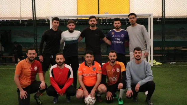 İletişim Fakültesi Futbol Takımı Kampüs Ligleri İçin Hazırlıklara Başladı
