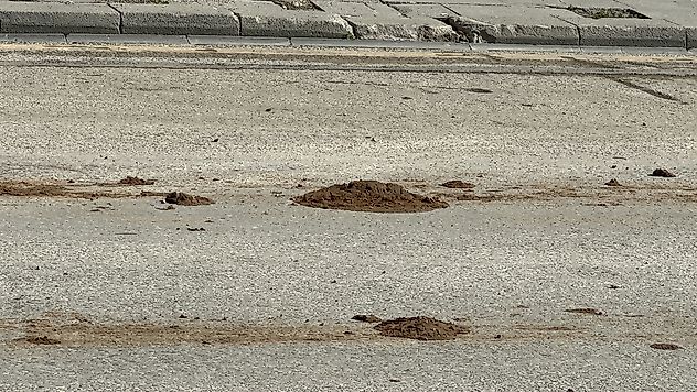 İnönü Caddesi'nde Çamur Tepkisi