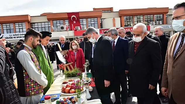 İnönü Üniversitesinde Nevruz Bayramı Kutlandı