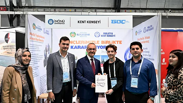 İpek Yolu Kariyer Fuarı Malatya'da Kapılarını Açtı