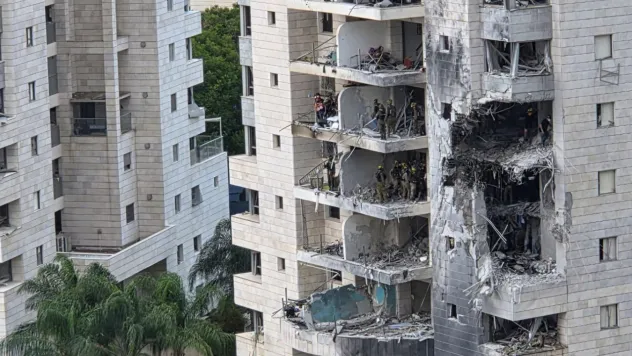 İran'dan Tel Aviv ve Hayfa'ya füze darbesi: En az 4 ölü, 103 yaralı