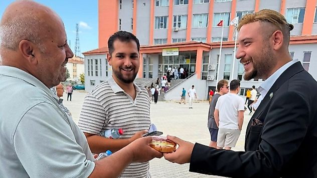 İYİ Parti Gençlik Kolları'ndan AGS Adaylarına Sınav Öncesi Destek
