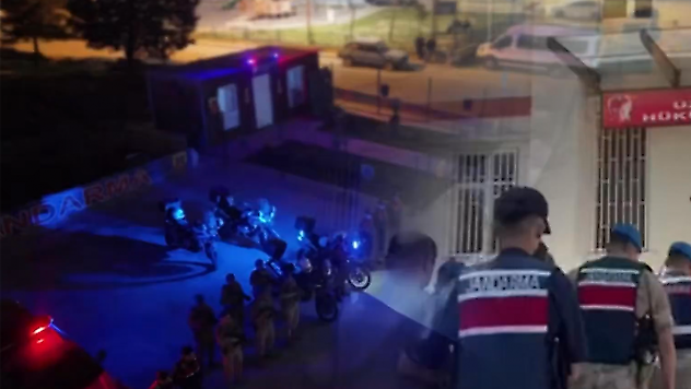 Jandarma'dan 19 İlde Eş Zamanlı FETÖ Operasyonu