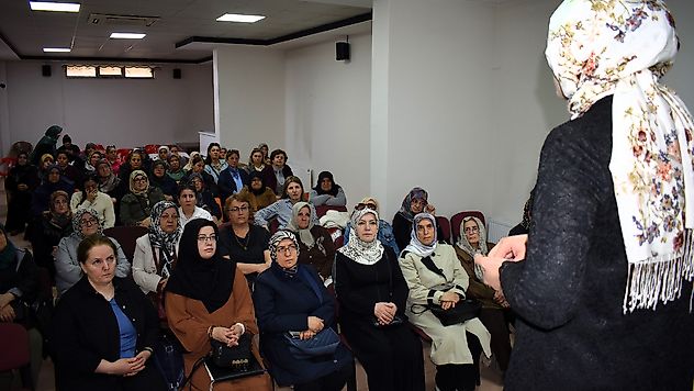 Kadın Meclisi'nden Sağlık Seferberliği: Kronik Hastalıklar Masaya Yatırıldı
