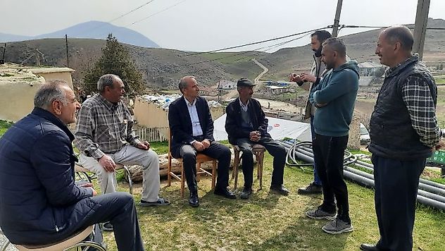 Kahramanmaraş merkezli depremden etkilenen herkese geçmiş olsun dileklerini ilettiler.