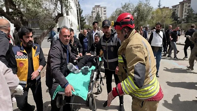 Kahramanmaraş'ta okulda silahlı saldırı: Ölü sayısı 4'e yükseldi, 20 yaralı