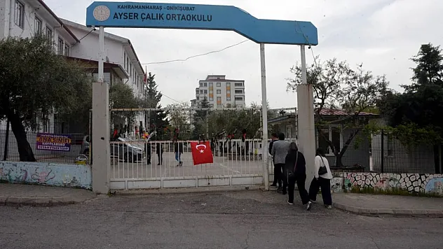 Kahramanmaraş'taki okul saldırısında ölenlerin sayısı 11'e yükseldi