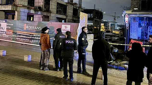 Kanalboyunda İstinat Duvarı Çöktü, Bölge Güvenlik Altına Alındı