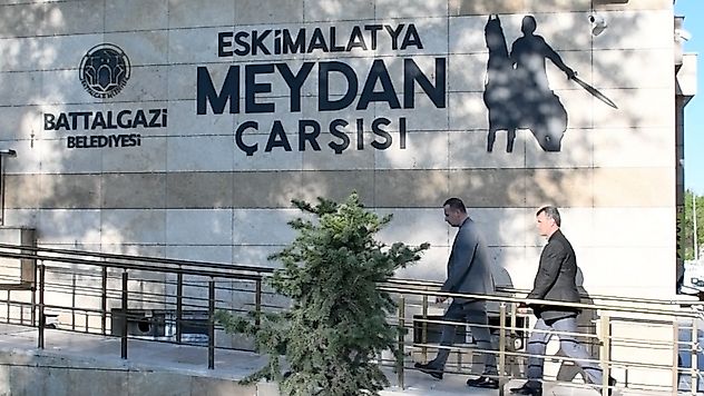 Karademir: 'Kervansaray'ın bir an önce yeniden turizme açılmasını istiyoruz'