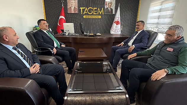 'Kayısı Milli Bir Mesele'