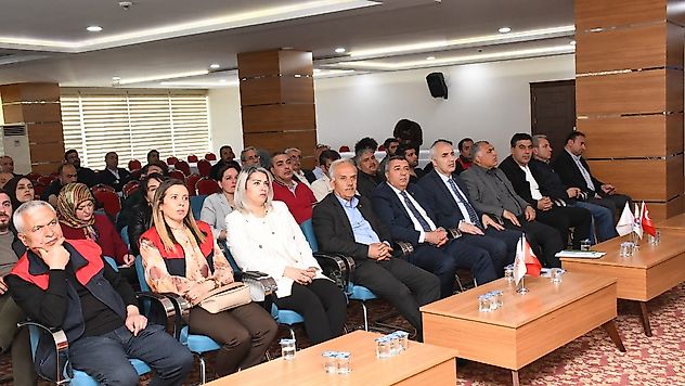 Kayısıda Kritik Uyarı: İhracatı Kalıntı ve İklim Tehdit Ediyor