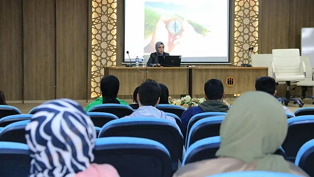 'Kendine İyi Bak' Adlı Söyleşi Düzenlendi