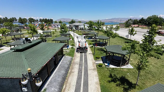 Kırkgöz Sahil Parkı'nda Kapsamlı Temizlik Seferberliği