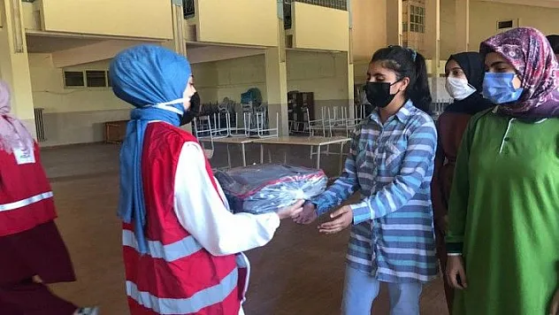 Kızılay'dan Okullara Ziyaret