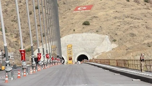 Kömürhan Köprüsü açılış için gün sayıyor