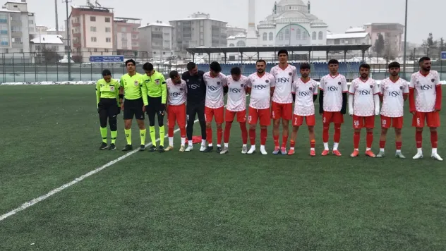 Konakspor Sahaya Çıkmadı, Maç Oynanamadı