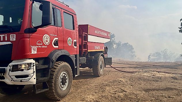Kontrol Altına Alınan Yangın Yeniden Alevlendi